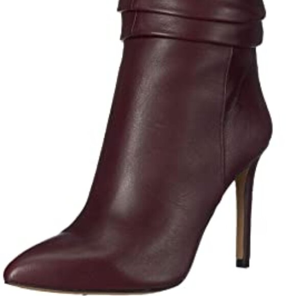 VINCE CAMUTO - KERVANA LEATHER BOOTS - Picture 1 of 1